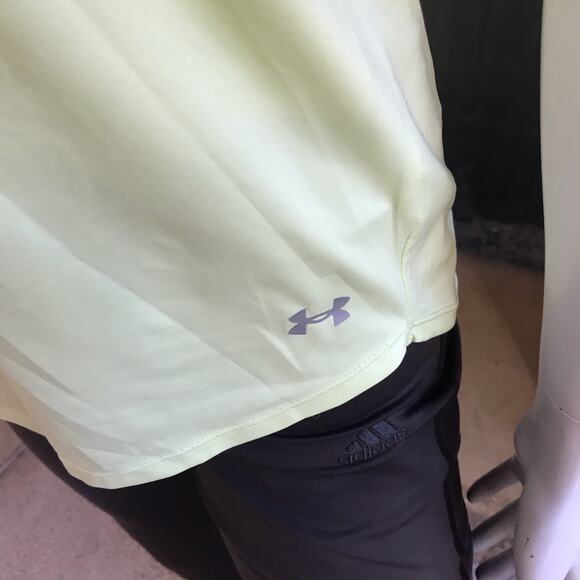 Under Armour Neon Green Yellow Open Back Short Sleeve Shirt Women's Size Large - Picture 5 of 5